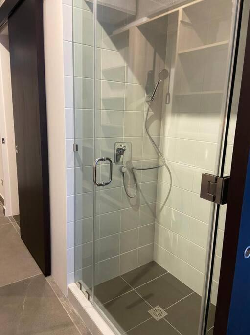 Moderno Apto Shift Zona 16, Cerca De Embajada Eeuu Y Explanada Cayala Guatemala City Ngoại thất bức ảnh