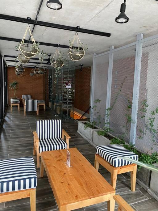 Moderno Apto Shift Zona 16, Cerca De Embajada Eeuu Y Explanada Cayala Guatemala City Ngoại thất bức ảnh